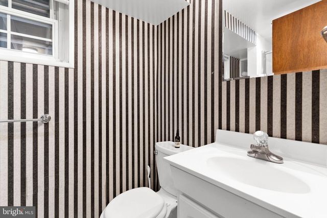 1029 BROADVIEW RD, Fort Washington, MD 20744