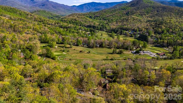 144 Hilltop Road, Black Mountain, NC 28711