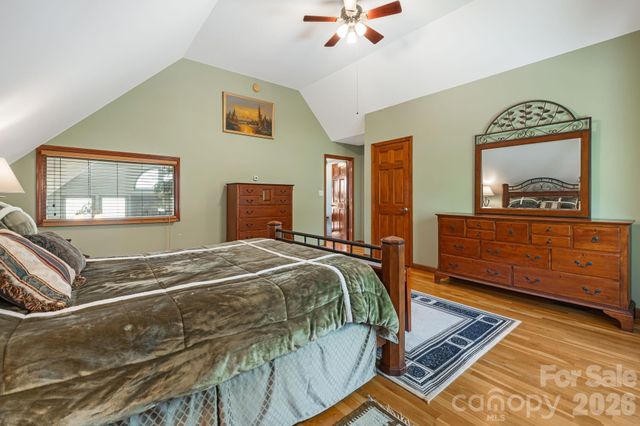 144 Hilltop Road, Black Mountain, NC 28711
