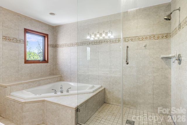 144 Hilltop Road, Black Mountain, NC 28711