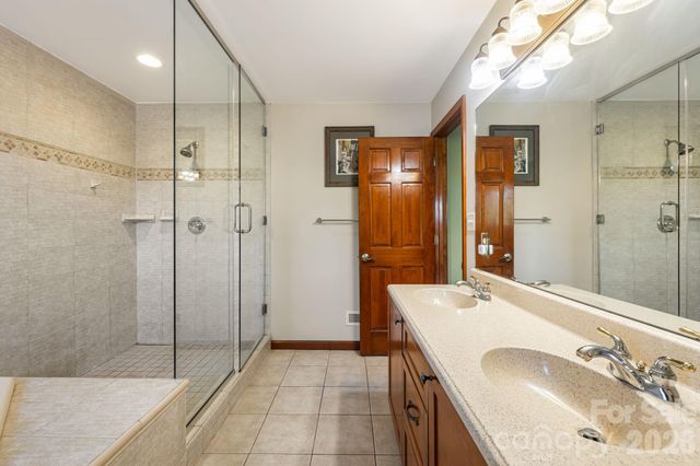 144 Hilltop Road, Black Mountain, NC 28711