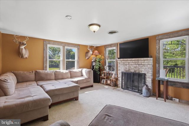 11614 TANEYTOWN PIKE, Emmitsburg, MD 21727
