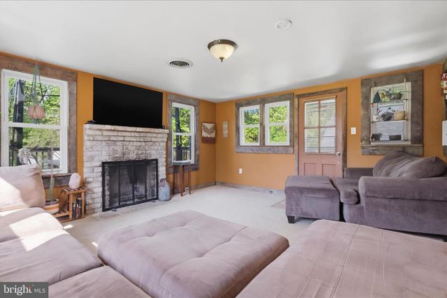 11614 TANEYTOWN PIKE, Emmitsburg, MD 21727