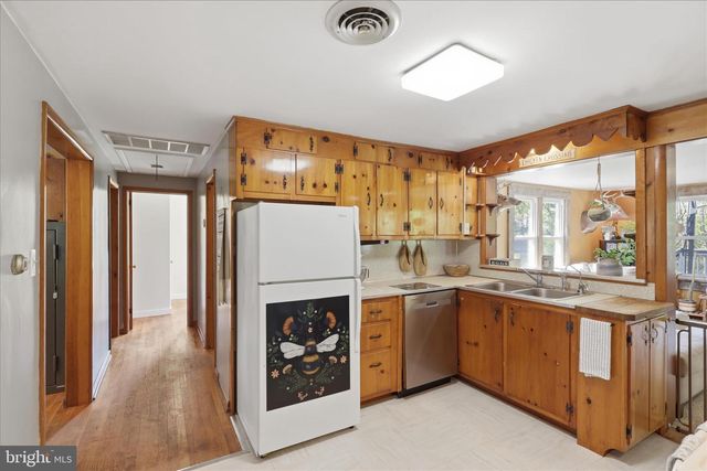 11614 TANEYTOWN PIKE, Emmitsburg, MD 21727
