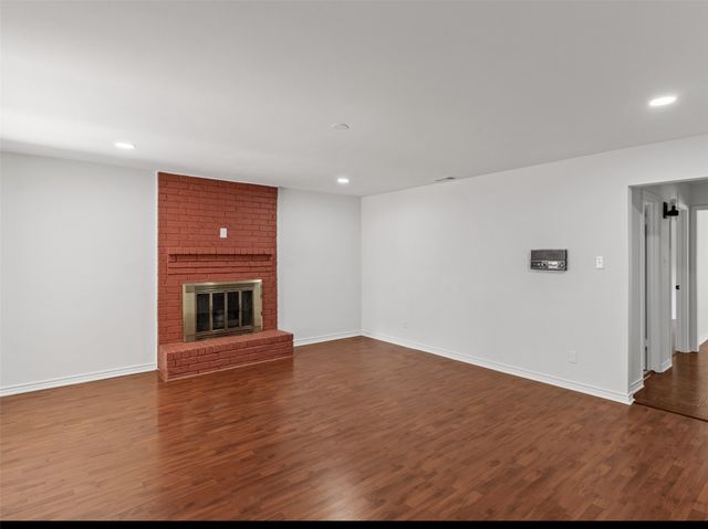 7607 Meadow Oaks Drive, Dallas, TX 75230