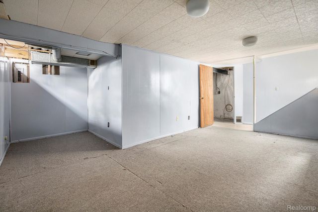 1875 Sheffield Drive, Superior Charter Township, MI 48198