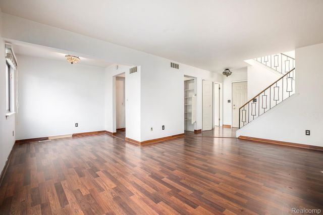 1875 Sheffield Drive, Superior Charter Township, MI 48198