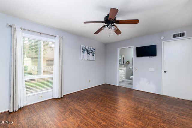 28143 Village 28, Camarillo, CA 93012