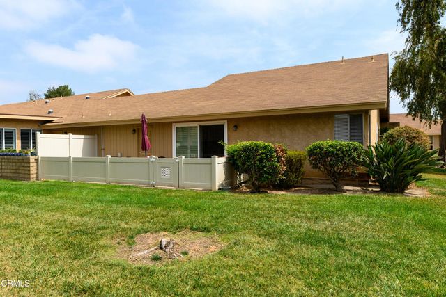 28143 Village 28, Camarillo, CA 93012