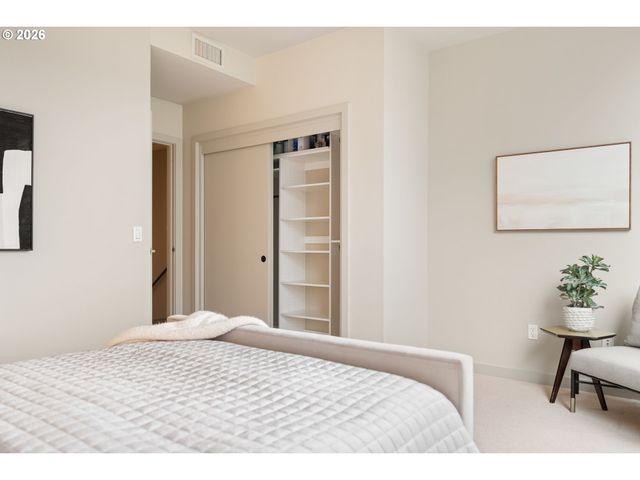 1930 S RIVER Dr W107, Portland, OR 97201