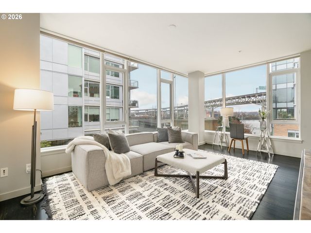1930 S RIVER Dr W107, Portland, OR 97201