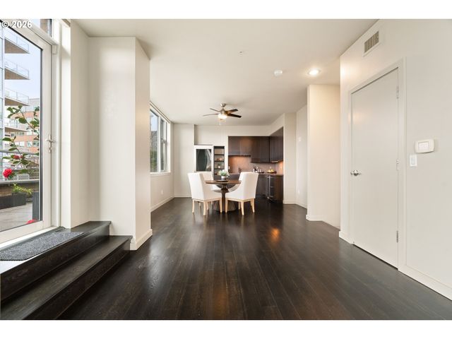 1930 S RIVER Dr W107, Portland, OR 97201