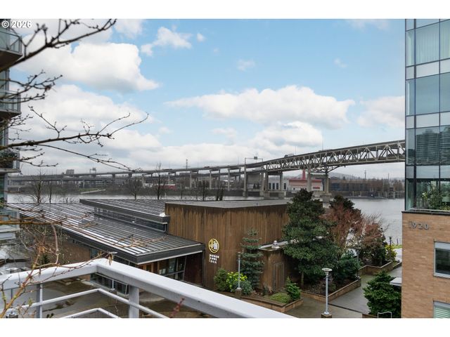 1930 S RIVER Dr W107, Portland, OR 97201