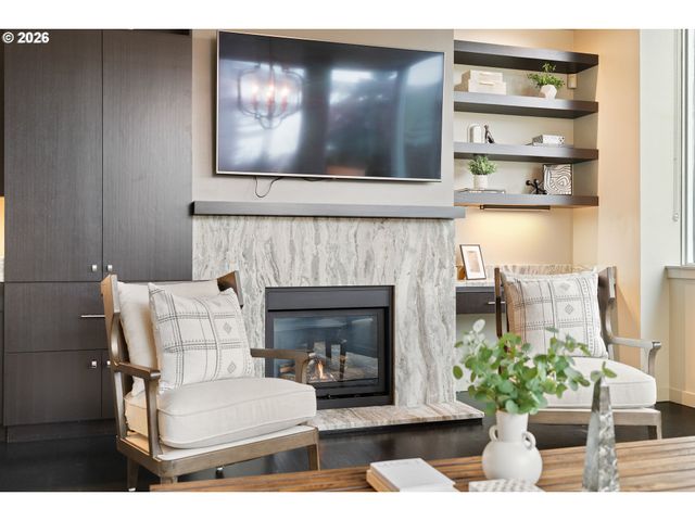 1930 S RIVER Dr W107, Portland, OR 97201