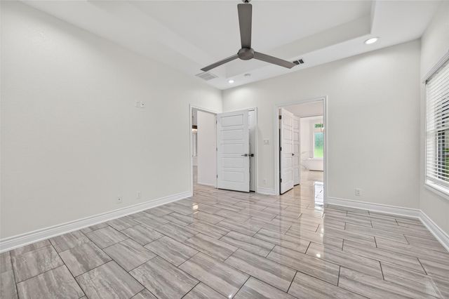 13399 Hill Creek Road, Montgomery, TX 77356