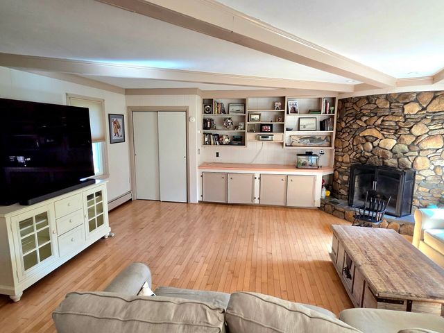 1015 Madison St, Fall River, MA 02720