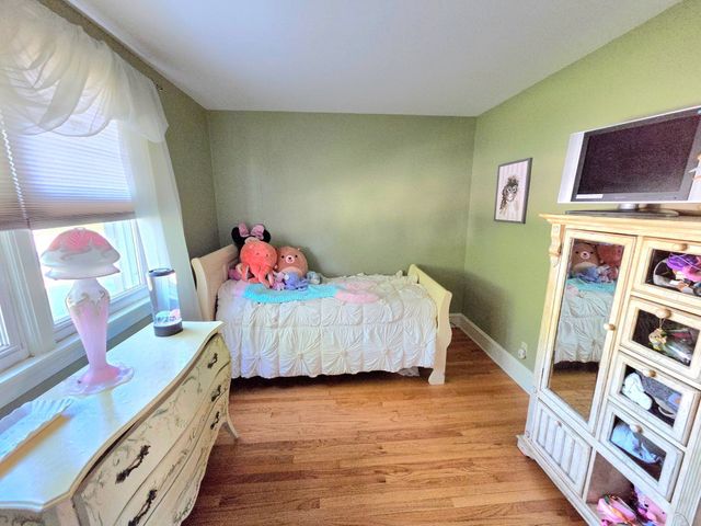 1015 Madison St, Fall River, MA 02720