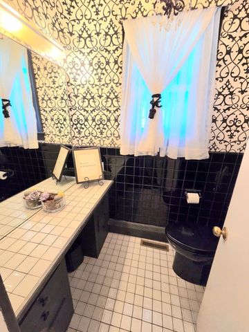 1015 Madison St, Fall River, MA 02720