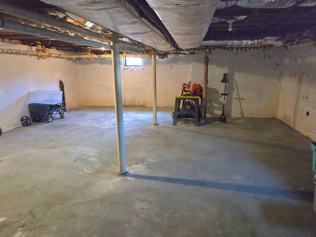 1015 Madison St, Fall River, MA 02720