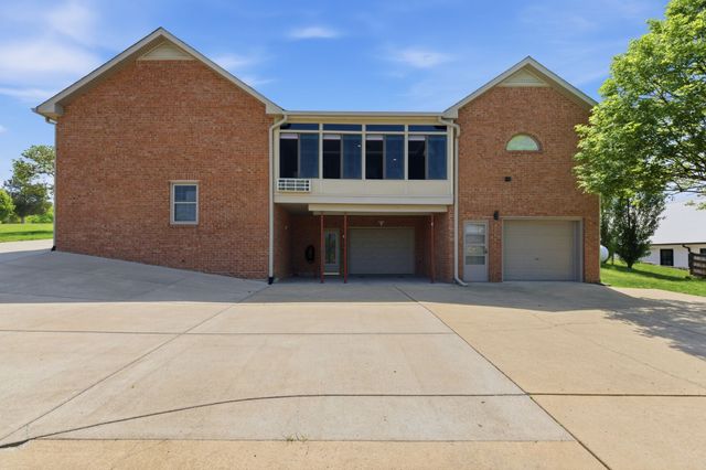1838 Liberty Ln, Gallatin, TN 37066