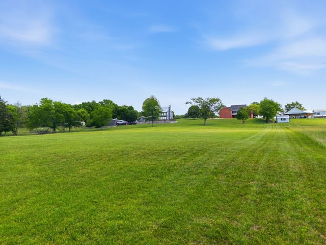 1838 Liberty Ln, Gallatin, TN 37066