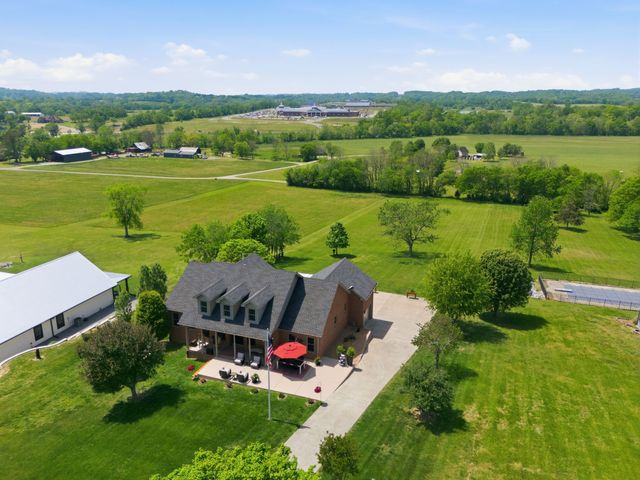 1838 Liberty Ln, Gallatin, TN 37066