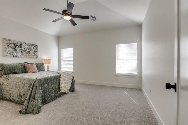 11712 NW 106th Street, Yukon, OK 73099