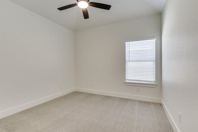 11712 NW 106th Street, Yukon, OK 73099