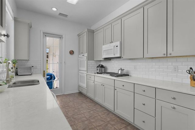 39407 TREELINE DRIVE, Lady Lake, FL 32159