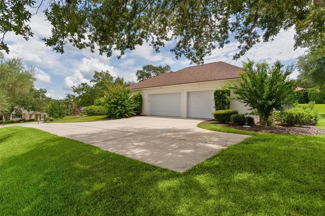 39407 TREELINE DRIVE, Lady Lake, FL 32159