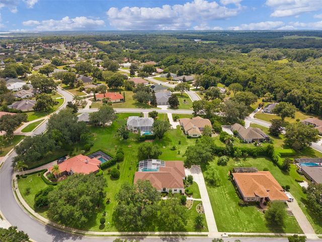 39407 TREELINE DRIVE, Lady Lake, FL 32159