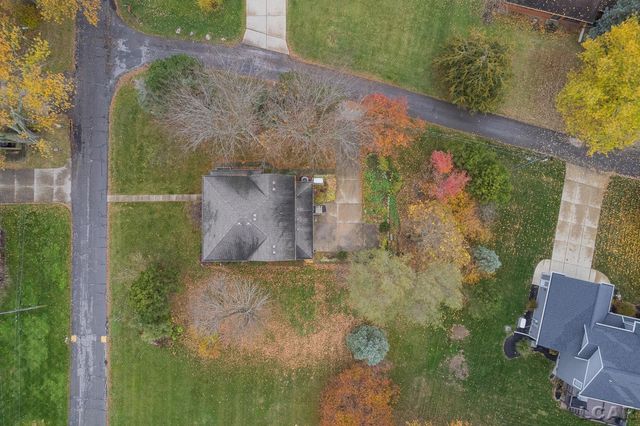 12301 Lakeshore Drive, La Salle, MI 48145