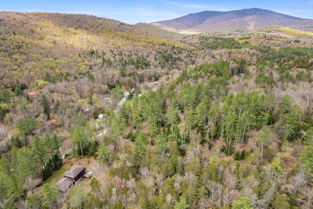 4880 Pikes Falls Road, Jamaica, VT 05343