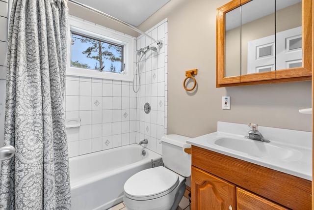 4880 Pikes Falls Road, Jamaica, VT 05343