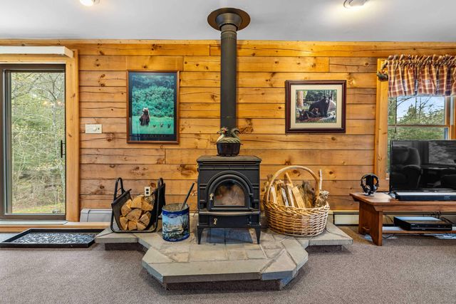 4880 Pikes Falls Road, Jamaica, VT 05343