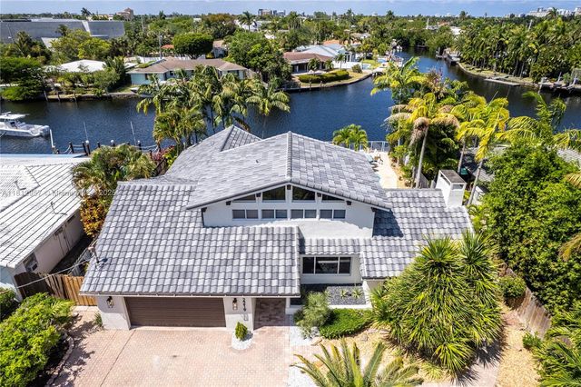 2219 NE 17th Ct, Fort Lauderdale, FL 33305