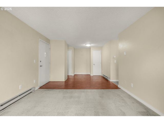5488 Sw ALGER Ave 12, Beaverton, OR 97005