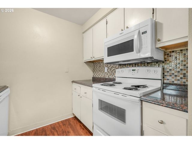 5488 Sw ALGER Ave 12, Beaverton, OR 97005