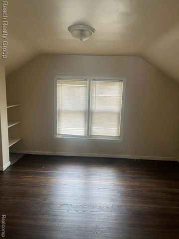 15826 Bentler Street, Detroit, MI 48223