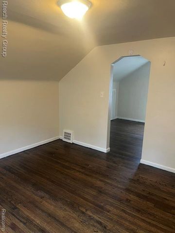 15826 Bentler Street, Detroit, MI 48223