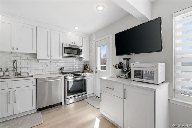 2933 Grand Avenue, Baldwin, NY 11510