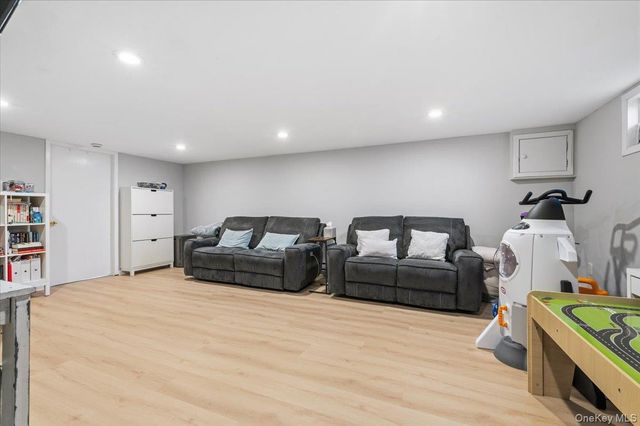 2933 Grand Avenue, Baldwin, NY 11510