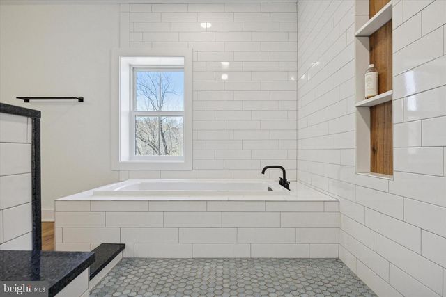 1720 ROUTE 313, Perkasie, PA 18944