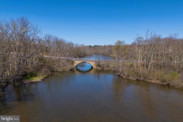 1720 ROUTE 313, Perkasie, PA 18944