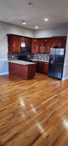 88 Hemlock, Brooklyn, NY 11208