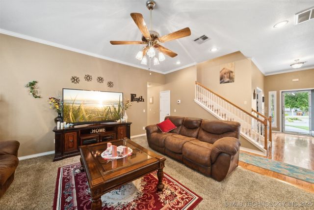 3203 Callaway Drive, Claremore, OK 74019