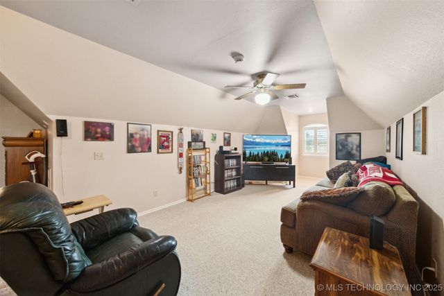 3203 Callaway Drive, Claremore, OK 74019