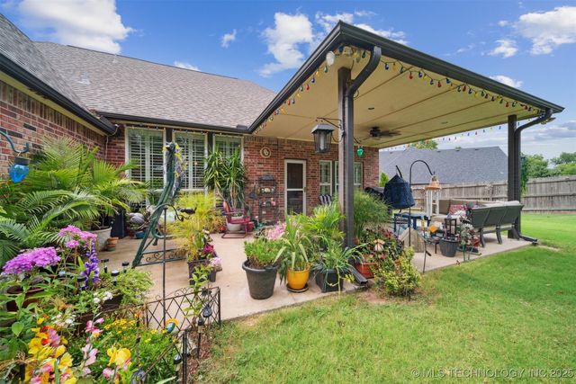 3203 Callaway Drive, Claremore, OK 74019