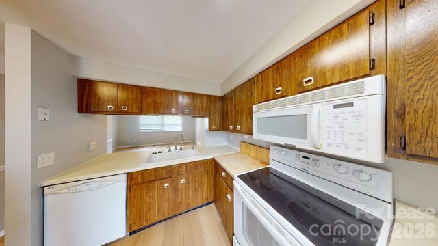 7344 Pebblestone Drive C, Charlotte, NC 28212