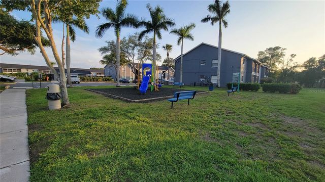 4136 PERSHING POINTE PLACE 5, Orlando, FL 32822